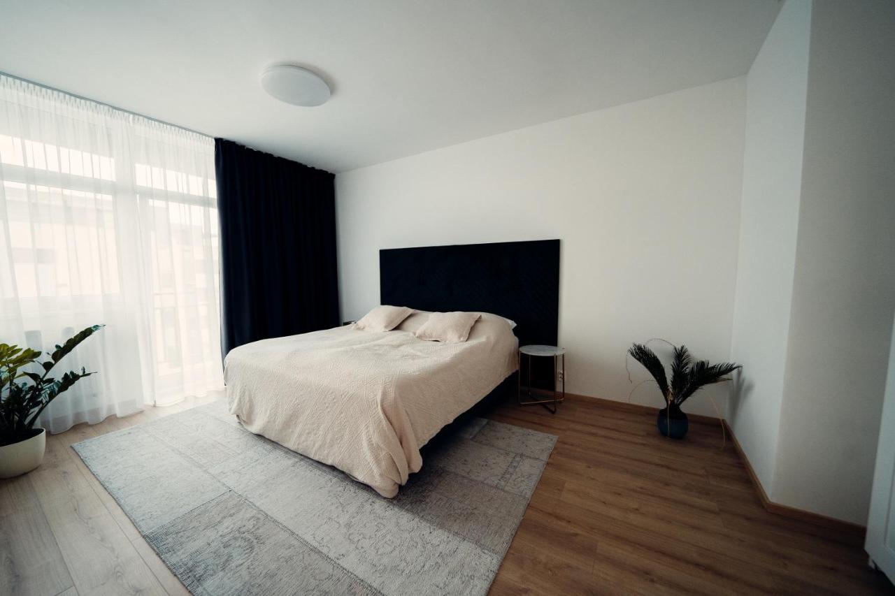 Tiffany Apartment Hotel ブラチスラヴァ エクステリア 写真